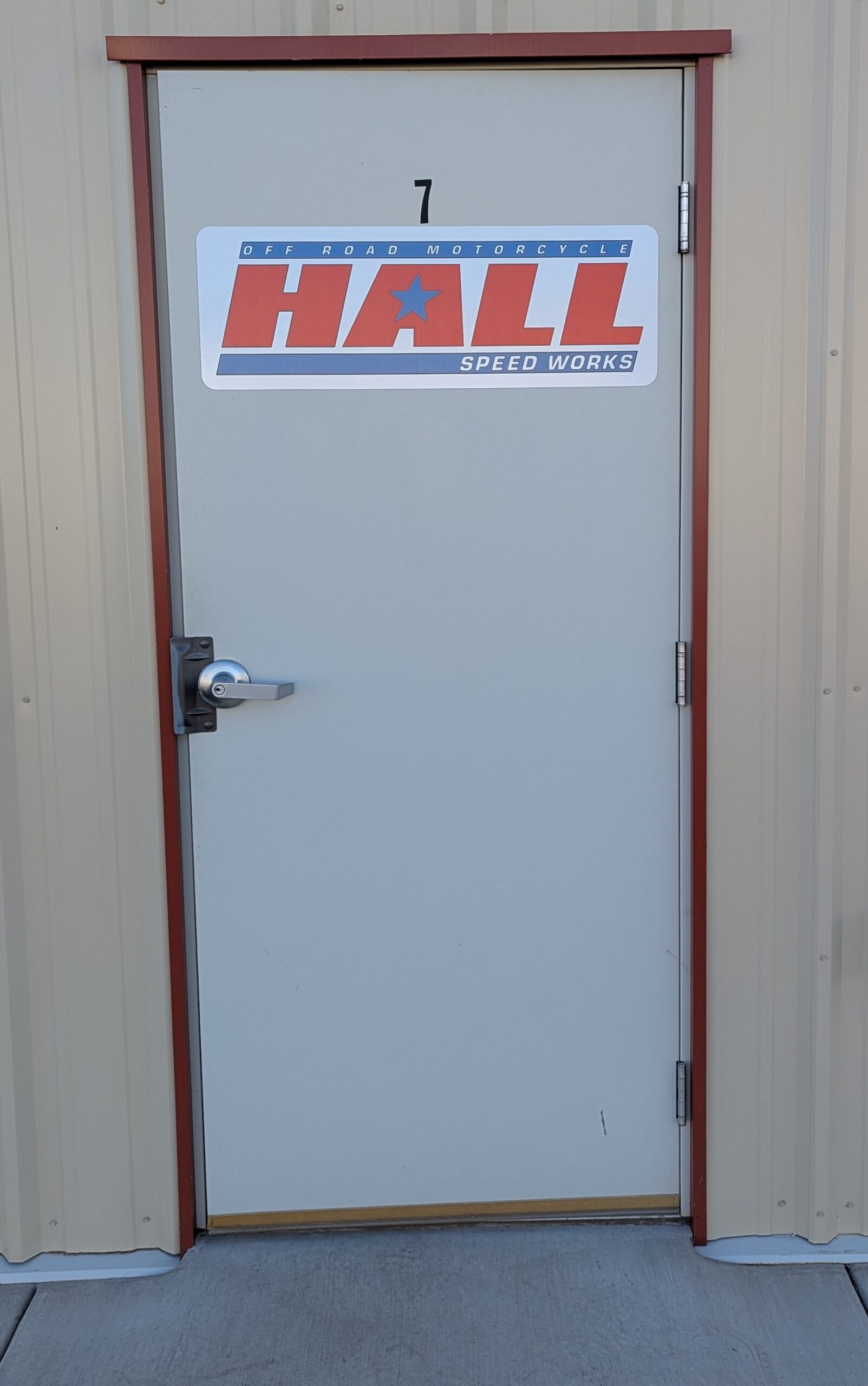 PXL_20241205_175728430